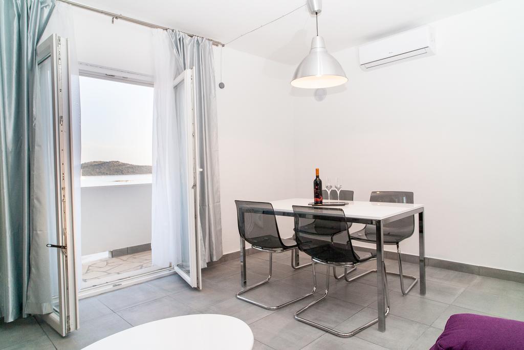 Apartment Ema Rogoznica  Exterior photo